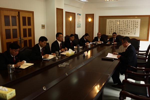 扫黑除恶专题会议.JPG