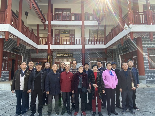 合照.jpg