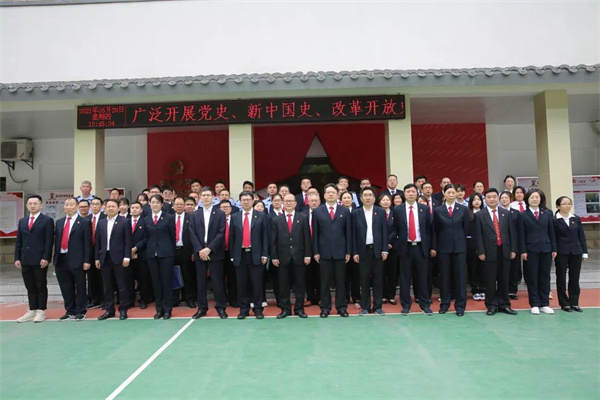 全体干警合影.jpg
