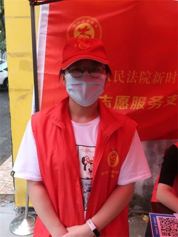 赵卉.jpg