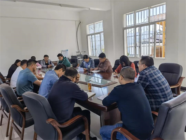 座谈会会议现场.jpg