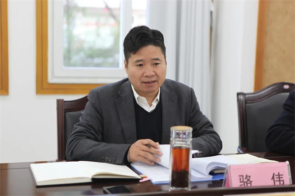 骆伟同志提出要求.jpg
