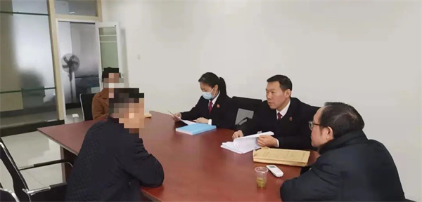 座谈了解企业情况.jpg